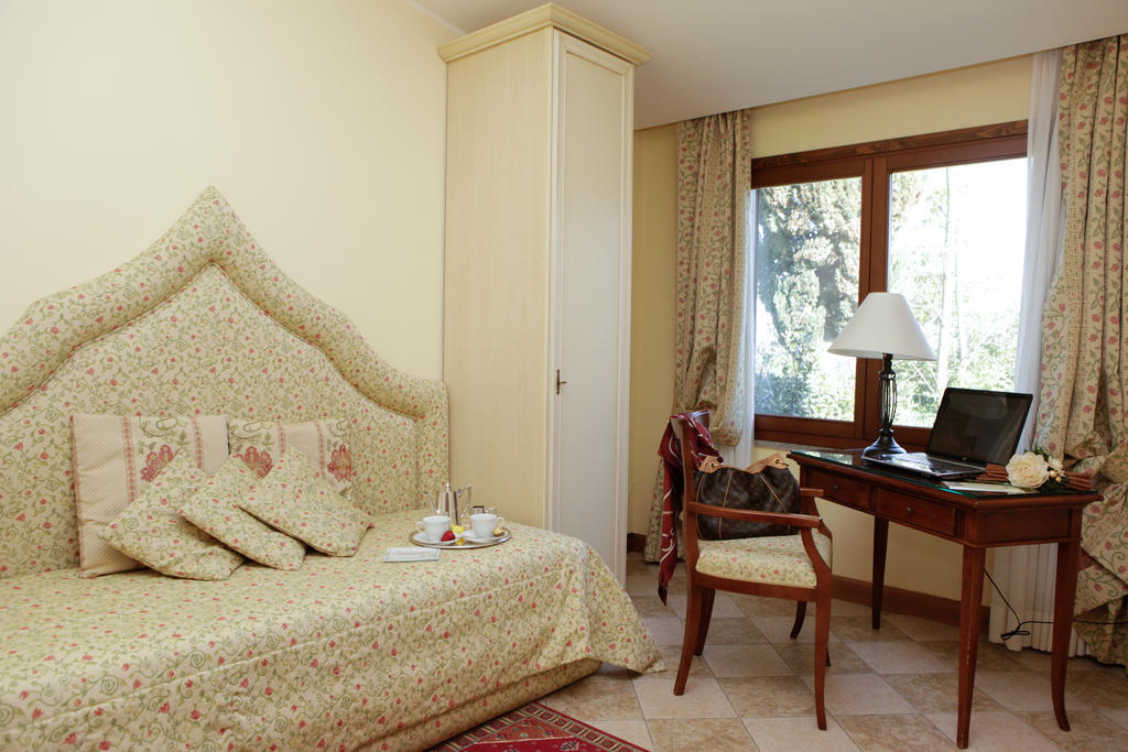St. Andrew'S Garden Apartment Рим Екстериор снимка
